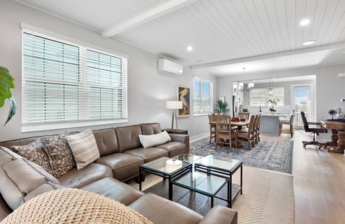 Cortez House | Eco-friendly Home with Pool and Elevator! Near the Anna Maria Sound! The Renata