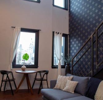 Center City Apartment | Eco Friendly Loft in Center City, CONTACTLESS CHECK IN - Hive Room