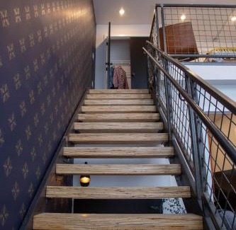 Center City Apartment | Eco Friendly Loft in Center City, CONTACTLESS CHECK IN - Hive Room