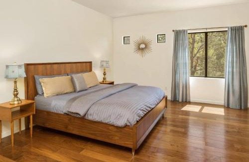 Oak Creek House | Eco-Friendly Townhome in Sedona Nature