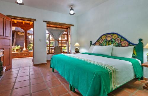 Patzcuaro Hotel | Eco Hotel Ixhi