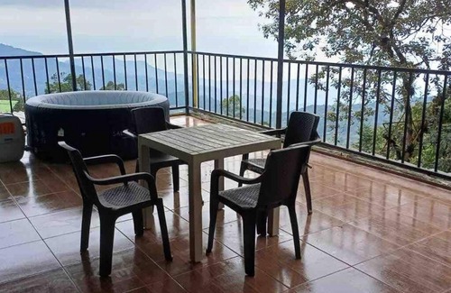 Yumbo Apartment | Ecocasa Impresionante panorámica jacuzzi Smart TV