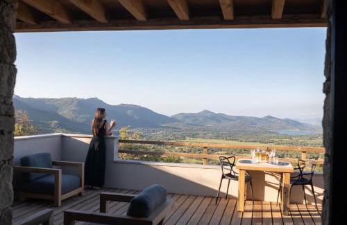 La Celle-sous-Gouzon Bed & Breakfast | Ecodomaine & Distillerie U Viaghju