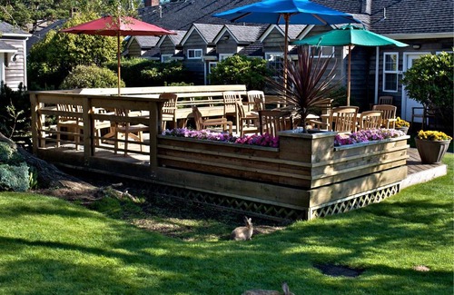 Cannon Beach Hotel | Ecola Creek Lodge