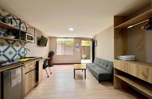 La Aguacatala Apartment | Económico alojamiento en Medellín por días - A102 By Roots Rentals