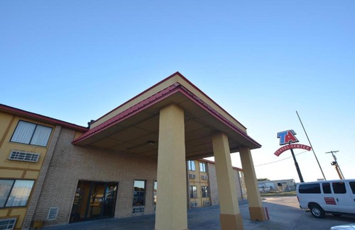 Central Oklahoma City Hotel | Econo Inn and suites