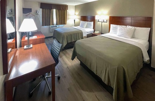 Cartersville Hotel | Econo Lodge Cartersville-Emerson Lake Point