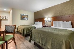Cherokee Cabin | Econo Lodge Cherokee Near River Park