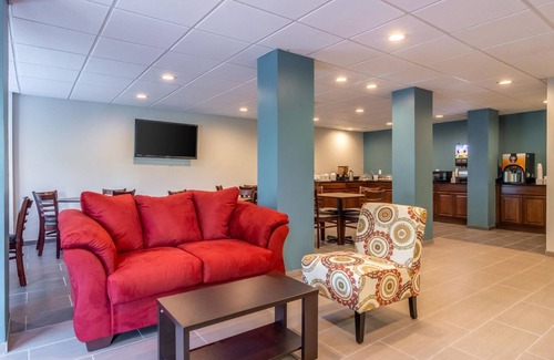 East Ridge Hotel | Econo Lodge East Ridge