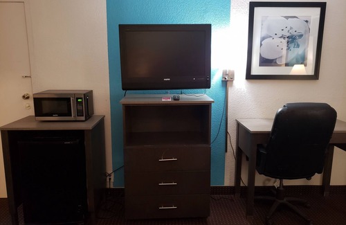 Elizabeth City Hotel | Econo Lodge Elizabeth City