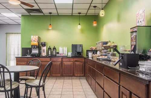 Fort Payne Hotel | Econo Lodge Fort Payne