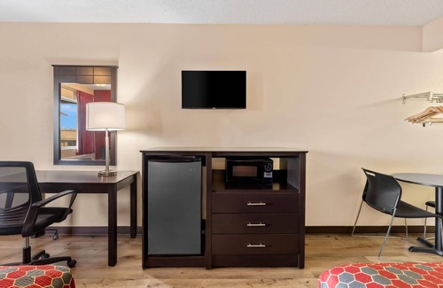 Fredericksburg Hotel | Econo Lodge Fredericksburg near I-95
