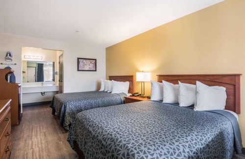 Lodi Hotel | Econo Lodge Inn & Suites Lodi - Wine Country Area