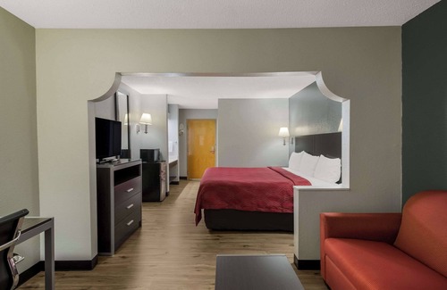 Diamondhead Hotel | Econo Lodge Inn & Suites Diamondhead