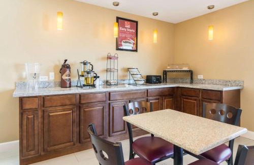 North Little Rock Hotel | Econo Lodge Inn & Suites North Little Rock near Riverfront