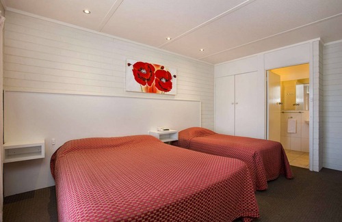 Portland Hotel | Econo Lodge Portland