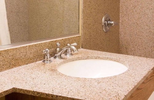 Downtown Portland Hotel | Econo Lodge Portland City Center
