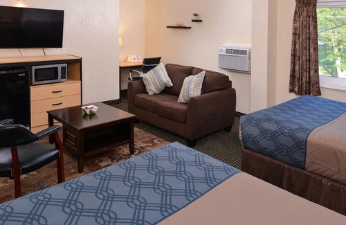 Rochester Hotel | Econo Lodge Rochester I-90 & I-390