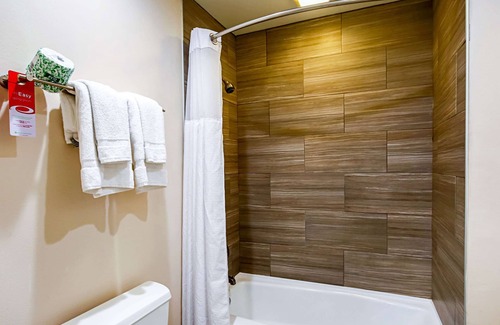 San Bernardino Hotel | Econo Lodge San Bernardino I-215