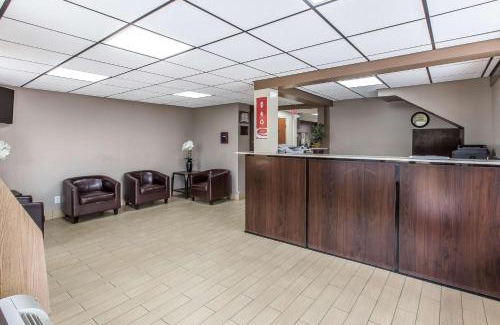 Savannah Hotel | Econo Lodge Savannah Midtown