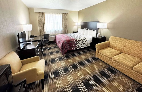 Rothschild Hotel | Econo Lodge Wausau - Rothschild