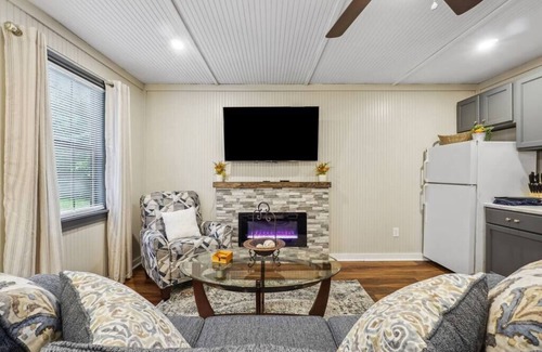 Ellijay Cabin | Economical/Hiking/No 4whdr/Sleeps 3