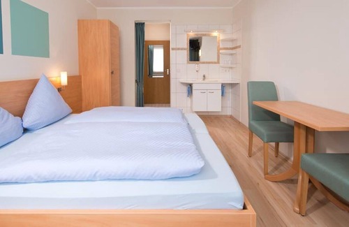 Gerolstein House | Economy double room, shower in room, sep. WC - Seehotel am Stausee