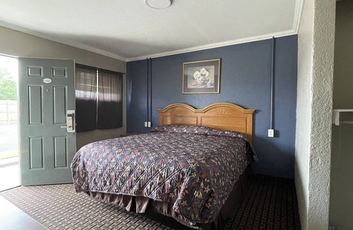Gonzales Hotel | Economy Inn