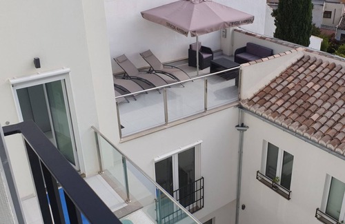 Central District Apartment | ecoSmart Apartments Superior