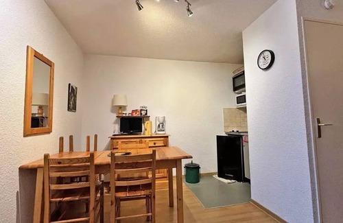 Puy-Saint-Vincent Apartment | ECRINS205 - APARTMENT 4 PERSONen, SEKTOR 1700M MIT BALKONIEN