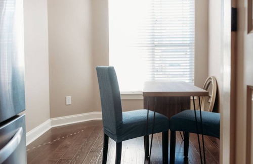 Greenville House | ECU Pirate Country Retreat! Master on 1st floor, Bonus room and separate office!