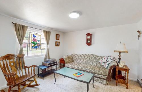 Hendersonville House | Ecusta Dacha