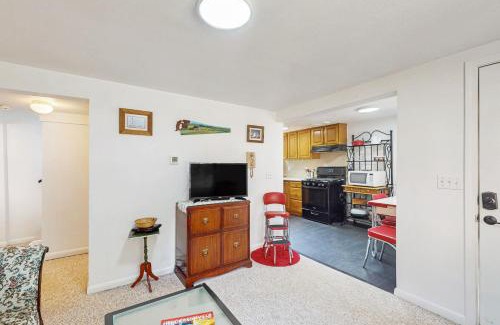 Hendersonville House | Ecusta Dacha