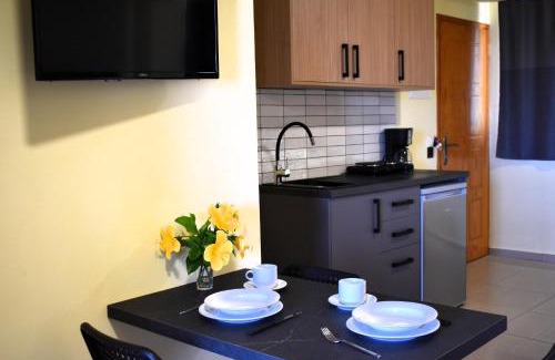 Agia Marina Apartment | Eden Beach Hotel