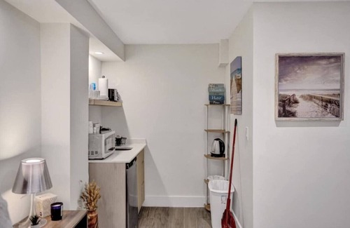Barrier Island Apartment | Eden Escape: Walk to FLT Beach - 1105