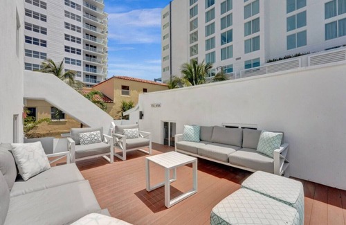 Barrier Island Apartment | Eden Escape: Walk to FLT Beach - 1105