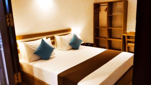 Dammakusala Mawatha House | Eden Home Stay
