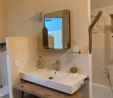 Eyragues Apartment | Eden - Mas de Rousseau