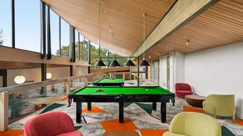 East Geelong Hotel | Eden Oak Geelong