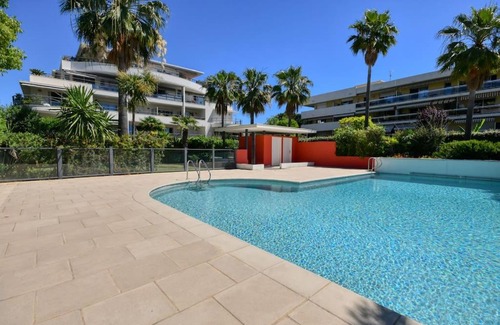 Saint-Laurent-du-Var Apartment | Eden Park and Pool A/C