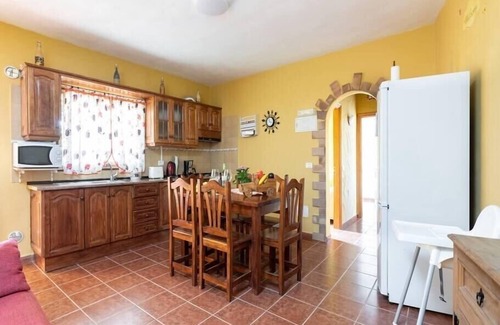 La Guancha House | Eden Rentals North Paradise House B