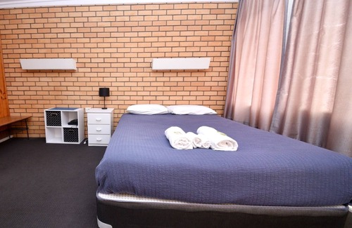 Edenhope Hotel | Edenhope Motor inn