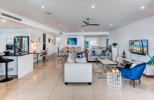 Hamilton Island Apartment | Edge Apartment 6, Beautiful Apartment on Hamilton Island