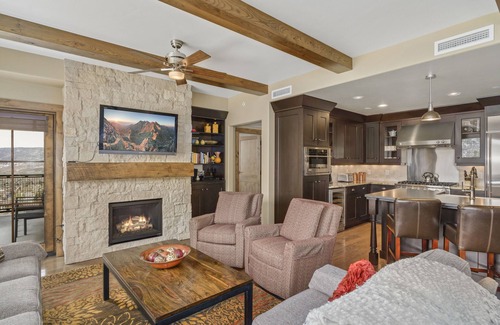Steamboat Springs Condo | Edgemont 2402 Luxury On Mountain Condo With Ski-In/Ski-Out Access!