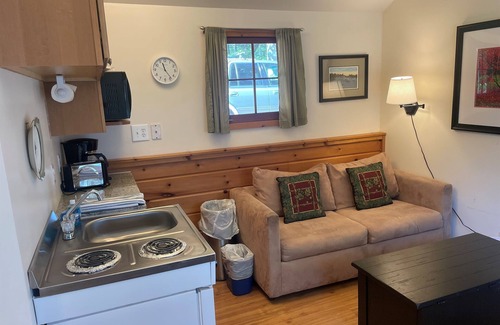 Minocqua Cabin | Edgewater 2, Lake Front Suite