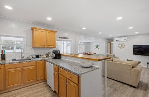 New Durham House | Edgewater Escape · Secluded Wooded Waterfront Home Near Lake Winn.