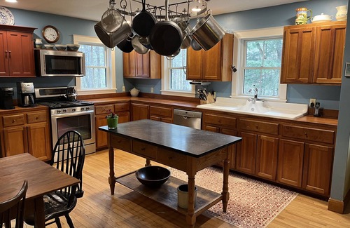 Milford House | Edgewood, Beautiful custom built 5 bdrm home w/fire pit, game room, scenic pond