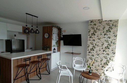 Guatape Apartment | Edificio Avenida Malecon