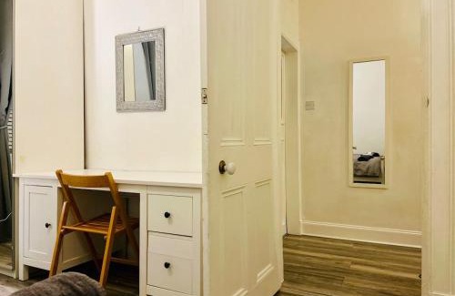 Gifford Apartment | Edinburgh Attractions Retreat
