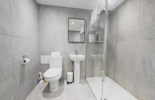 Old Town Apartment | Edinburgh Castle Suite